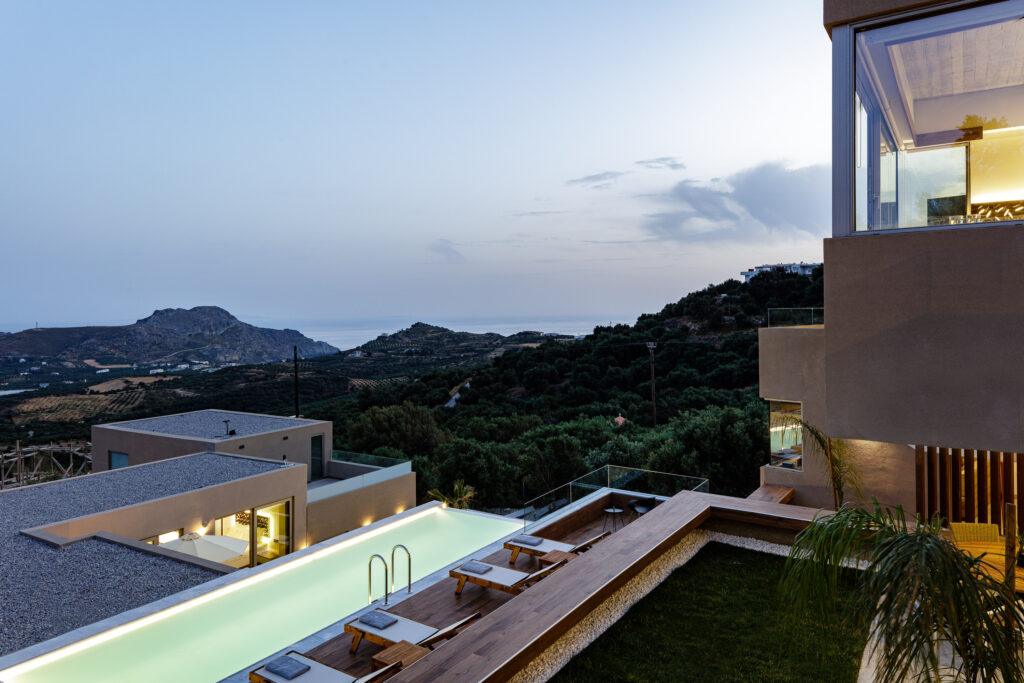 Glamorous Luxury Villa